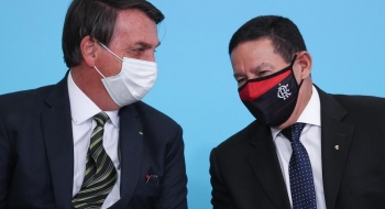 Governo demite assessor de Mourão que discutia impeachment